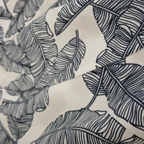 3/4 Sleeve Button-down Tunic Style Top size L - Picture 6 of 9